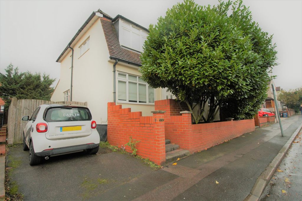 Property photo 1 of 14