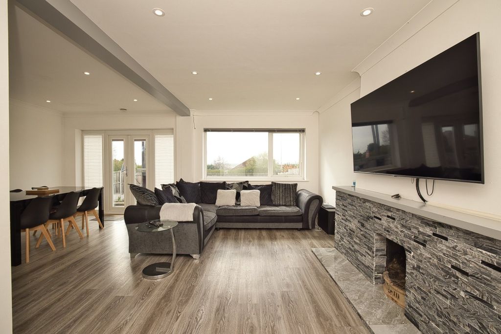 Property photo 2 of 20 Picture 2