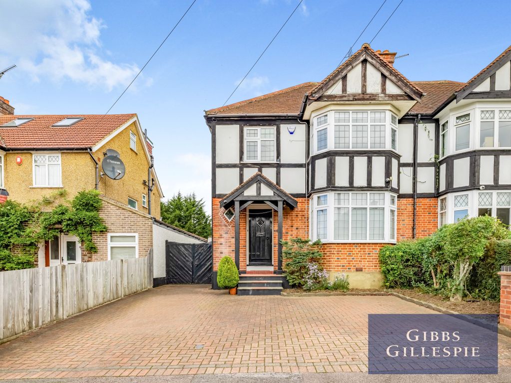 Property photo 1 of 10 Front