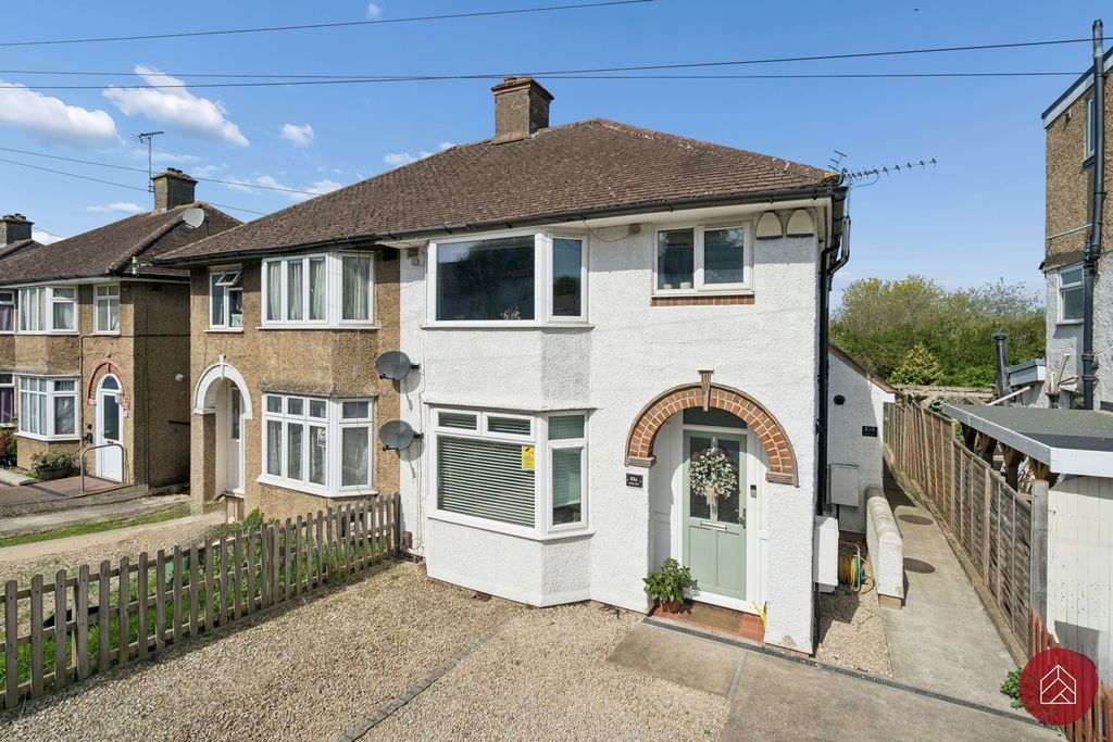 Property photo 1 of 20 Front Aspect