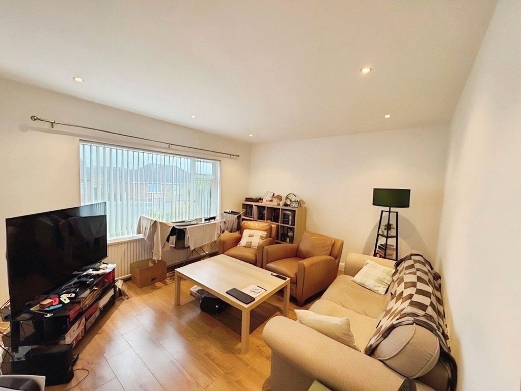 Property photo 3 of 14 Picture No. 22