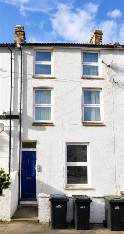 Property photo 1 of 1 c2E0F5Fe-1B75-4E02-898F-5d4B7F1d8167.Png