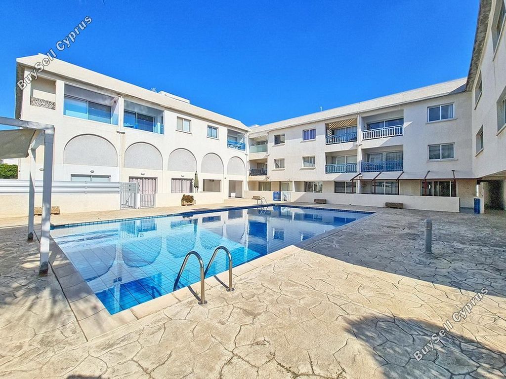 Property photo 1 of 33