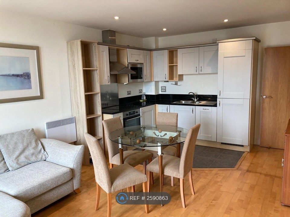 Property photo 2 of 19
