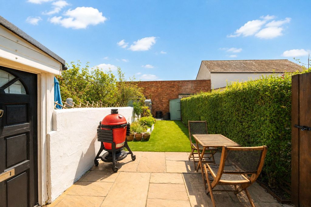 Property photo 2 of 13 Picture No. 44