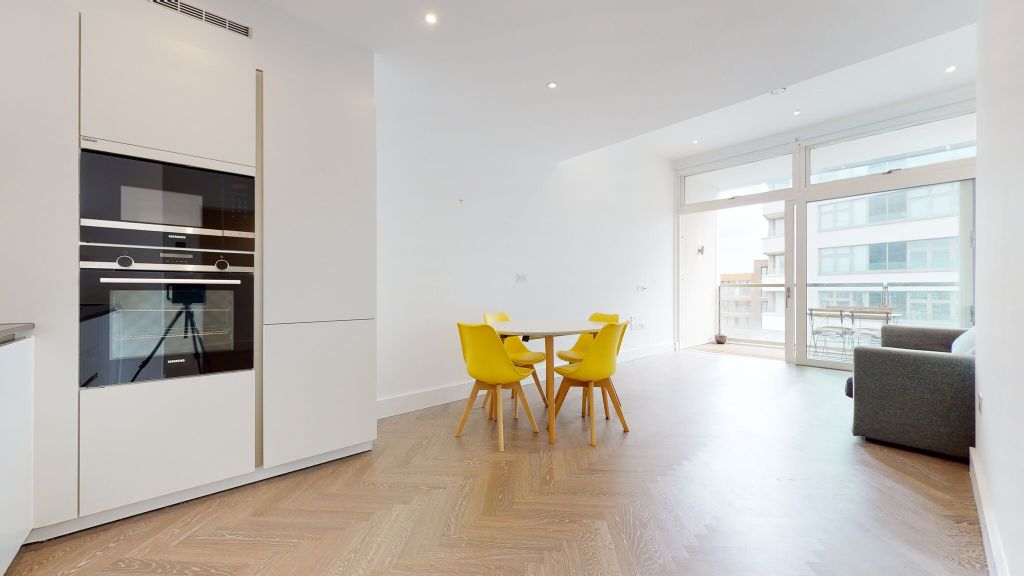 Property photo 3 of 22