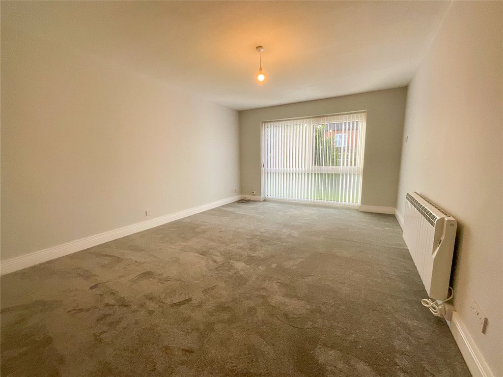 Property photo 3 of 10 Picture No. 06