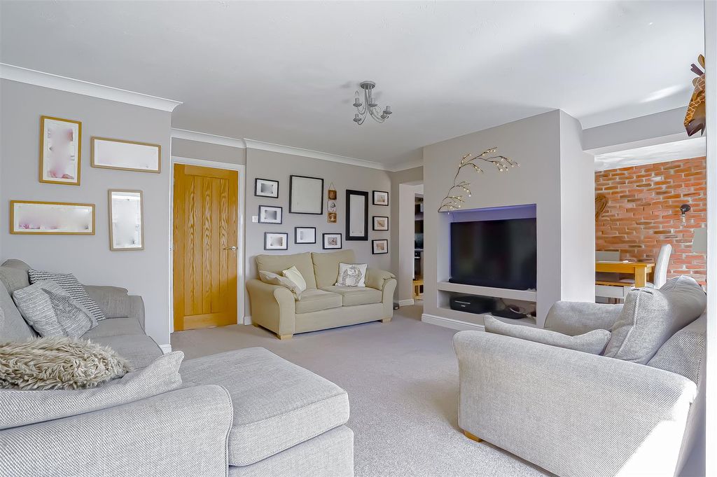 Property photo 1 of 41 2.Jpg