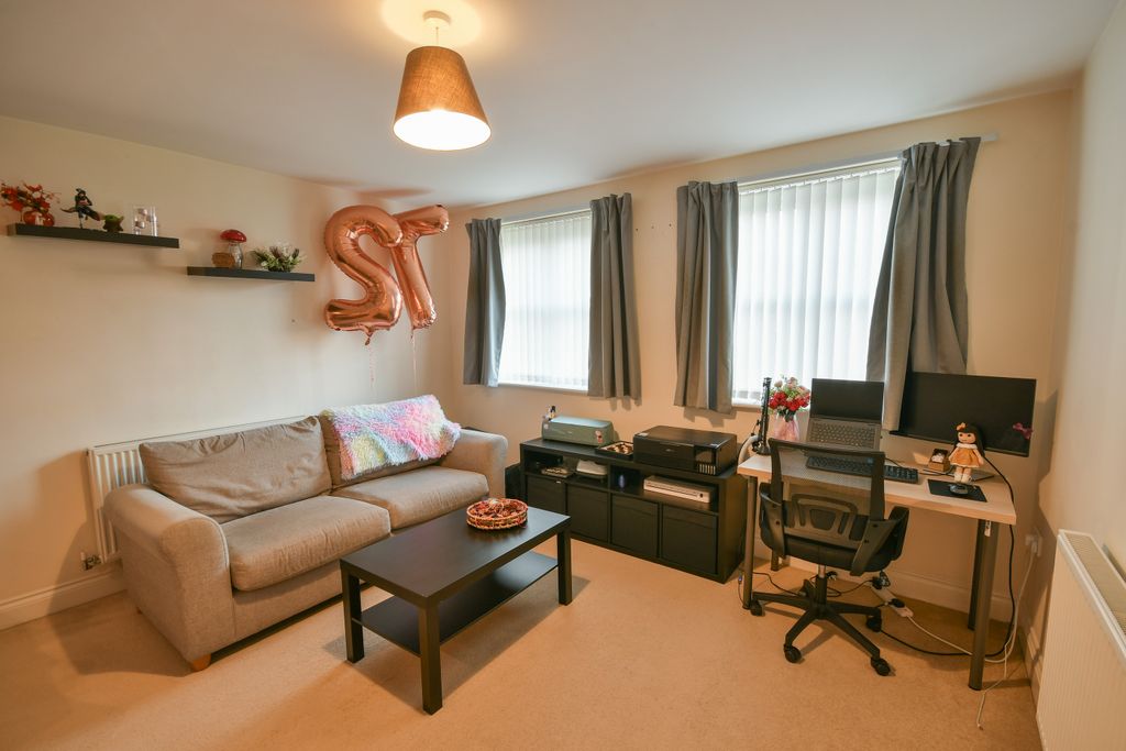 Property photo 3 of 15