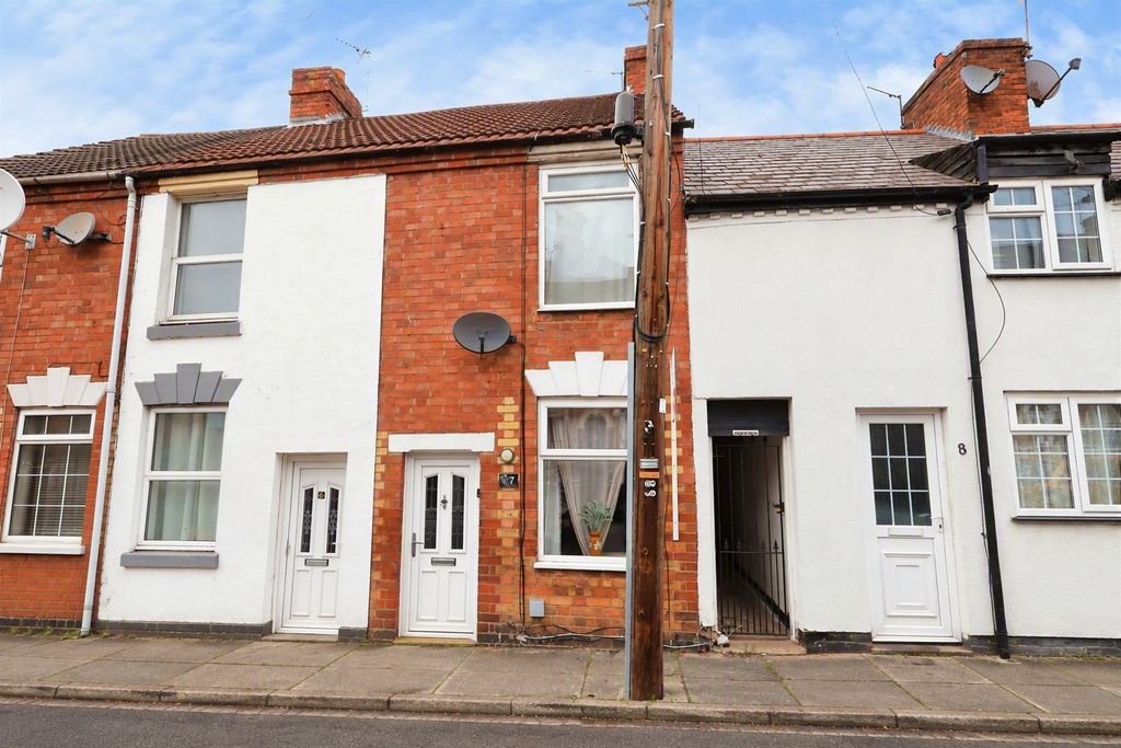 Property photo 1 of 20
