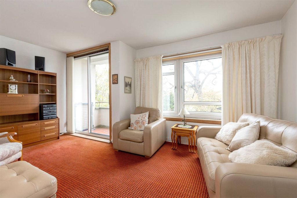 Property photo 3 of 20 Picture No. 04