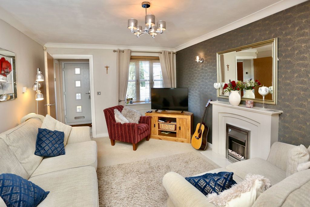 Property photo 3 of 30