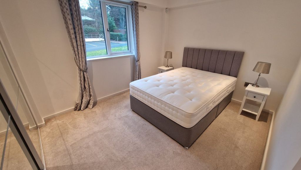 Additional image 5 of 2 bed flat to rentWightwick Court, Wolverhampton, West Midlands WV6