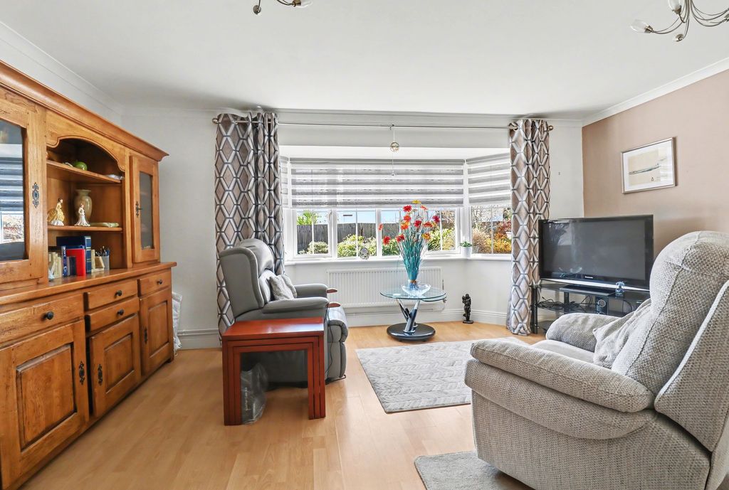 Property photo 3 of 14