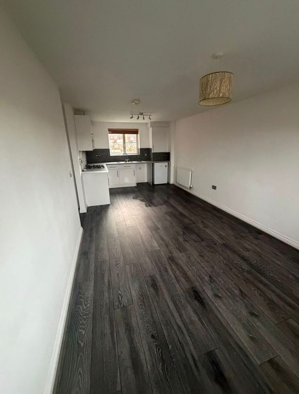 Property photo 2 of 10 Lounge