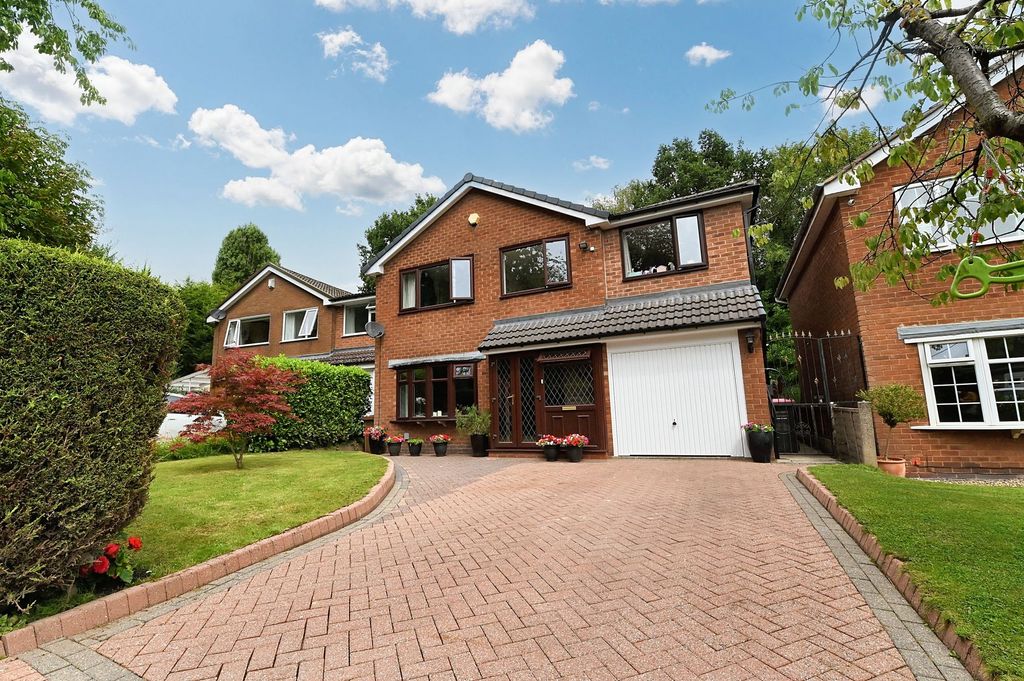 Property photo 1 of 35