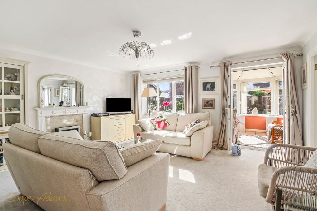 Property photo 2 of 14 Living Room