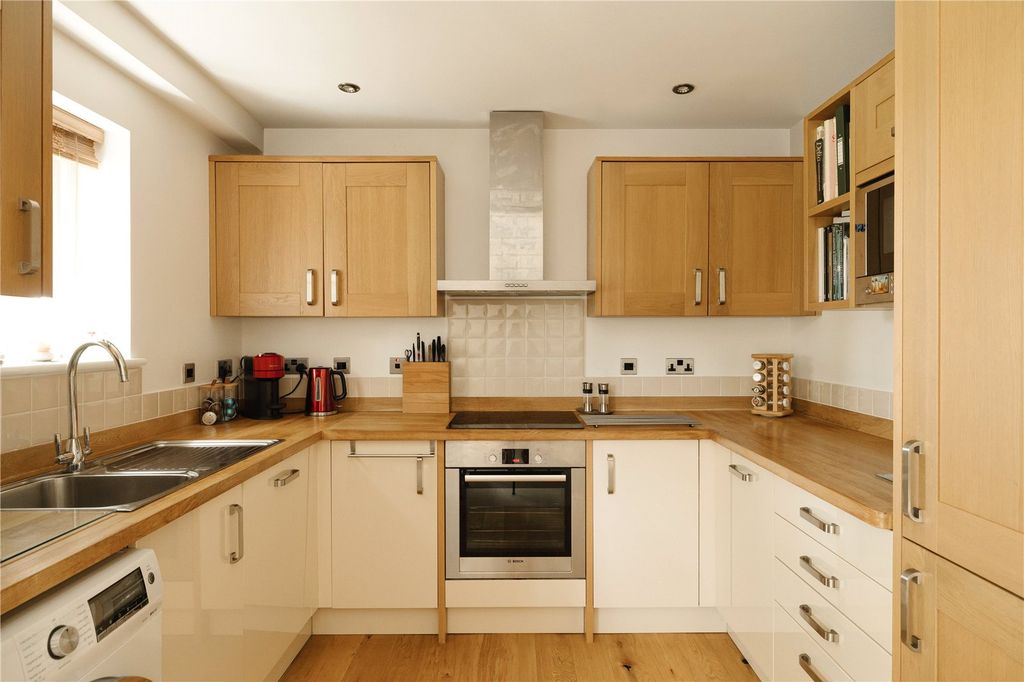 Property photo 3 of 11 Picture No. 07