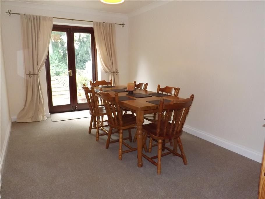 Property photo 3 of 9 Dining Room