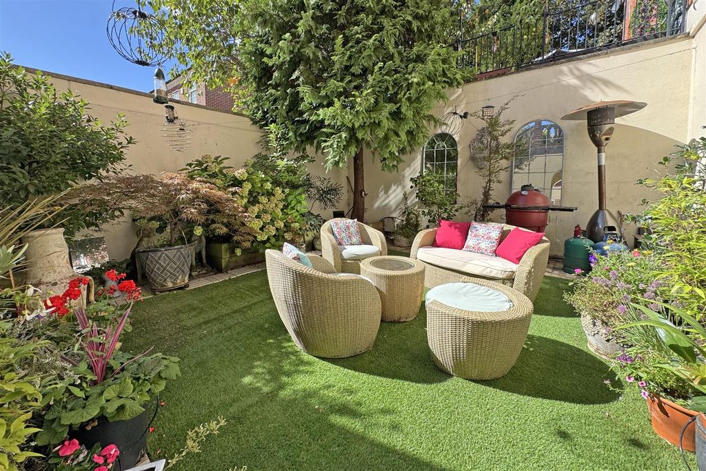 Property photo 2 of 31 Img_9866.Jpg