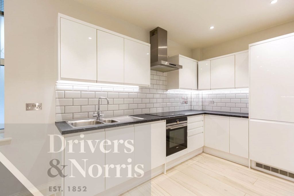 Property photo 2 of 9 Picture No. 07