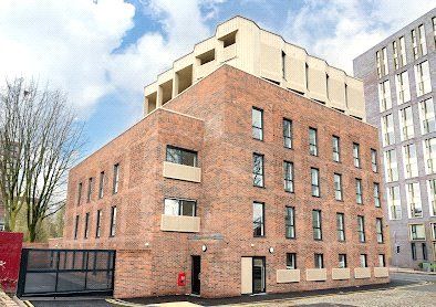 Property photo 1 of 9 Building