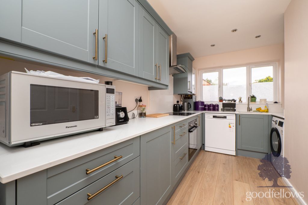 Property photo 2 of 14 Picture No. 02