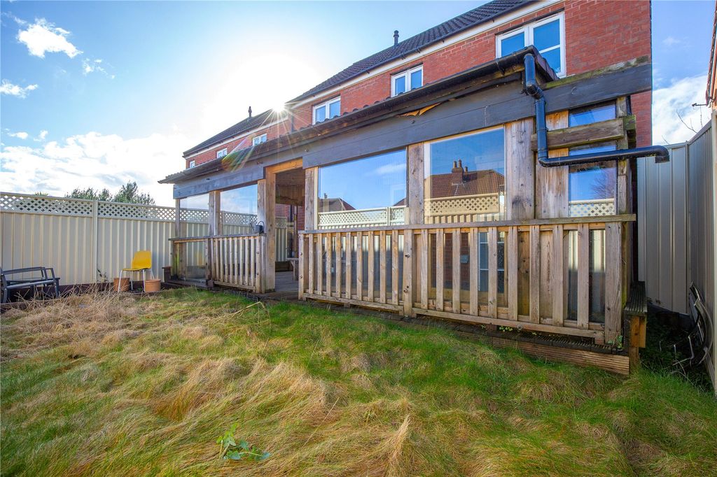 Property photo 1 of 22 Picture No. 16