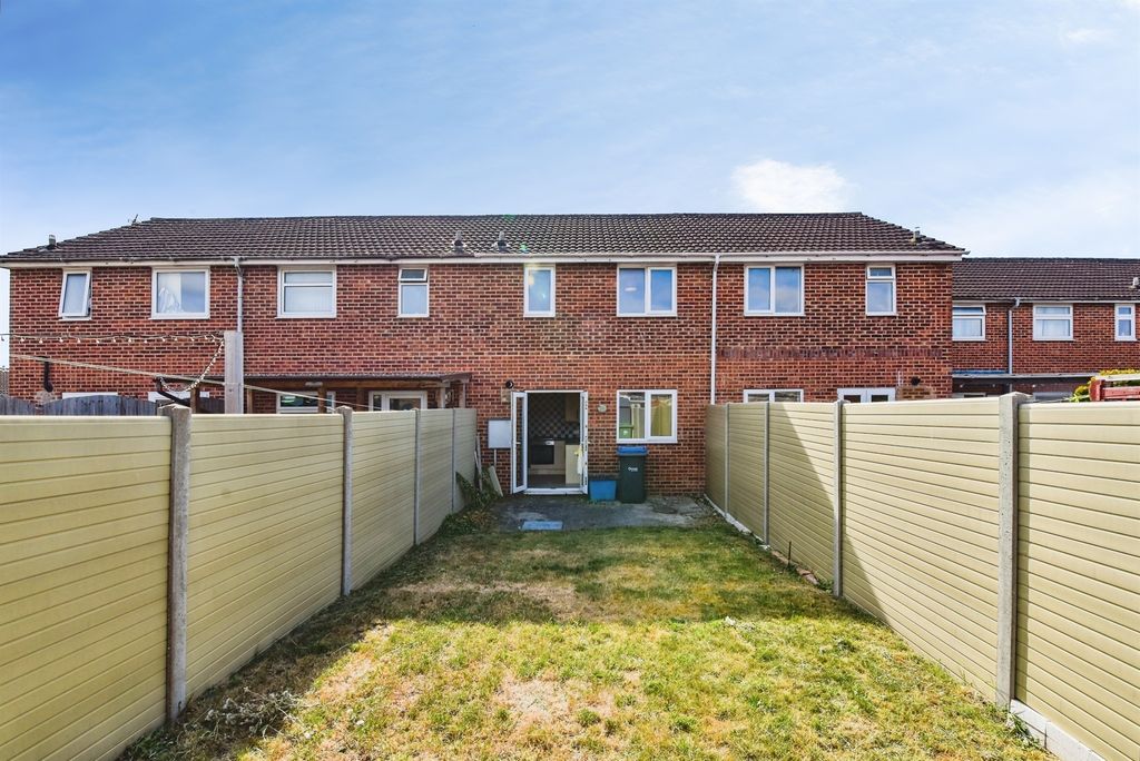Property photo 2 of 10