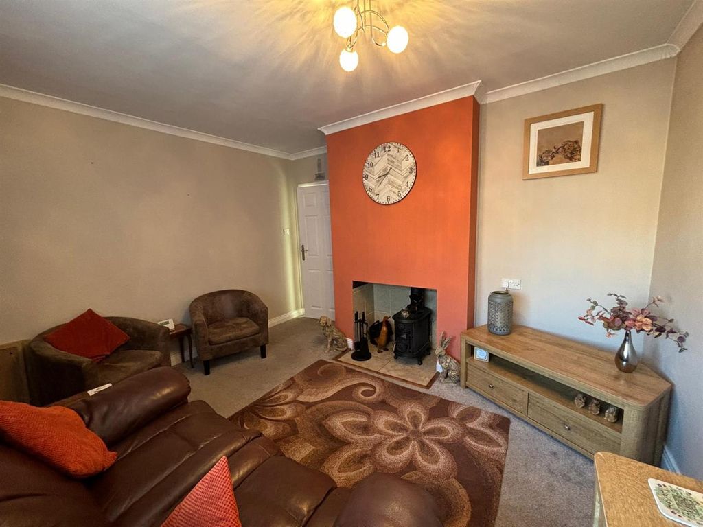 Property photo 2 of 14 Living Room