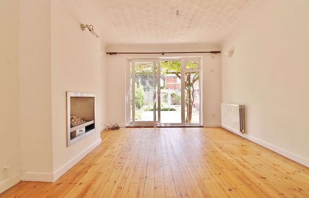 Property photo 3 of 27