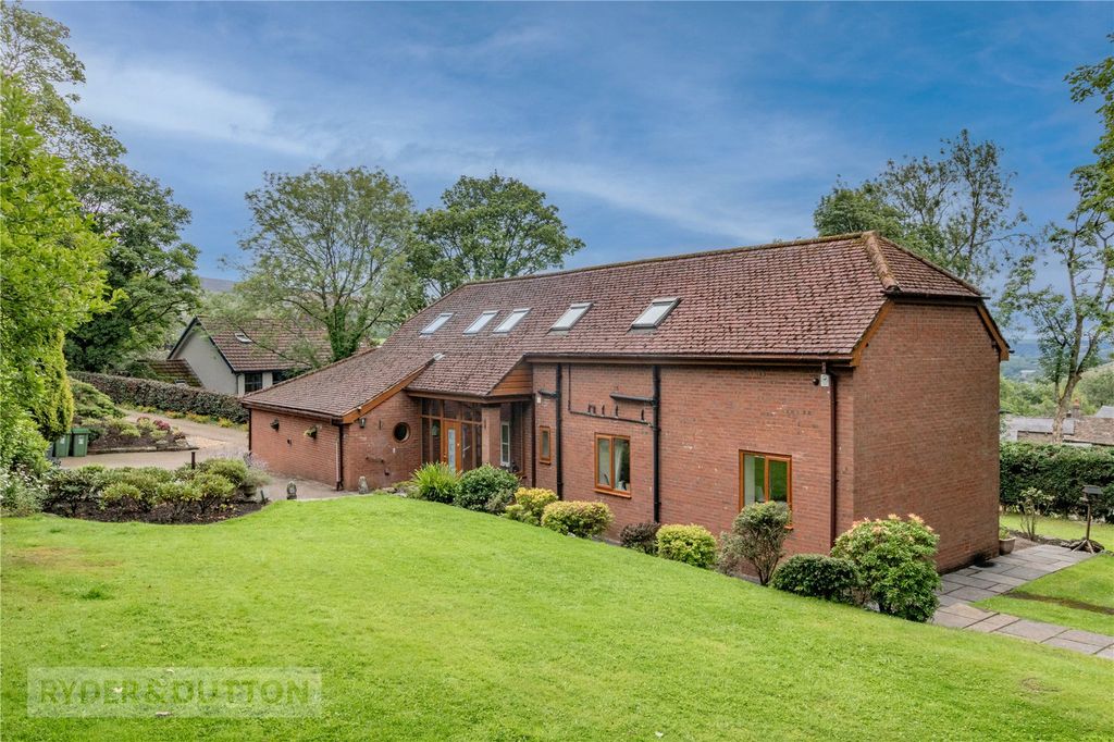 Property photo 1 of 38 External