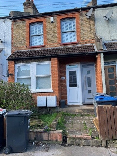 Property photo 1 of 9