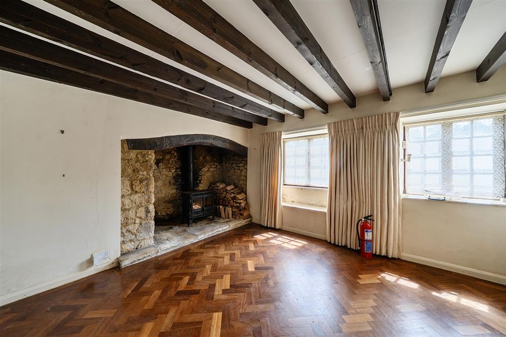 Property photo 2 of 23 1454532-20-69Fe05Bc3Bb0A.Jpg