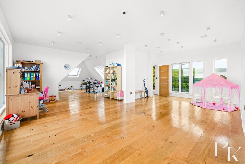 Additional image 30 of 5 bed detached house for saleRoedean Crescent, Brighton BN2