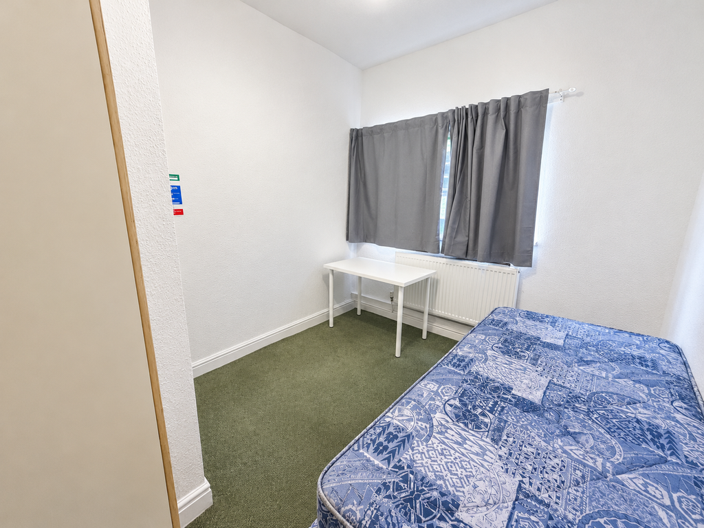 Property photo 1 of 4
