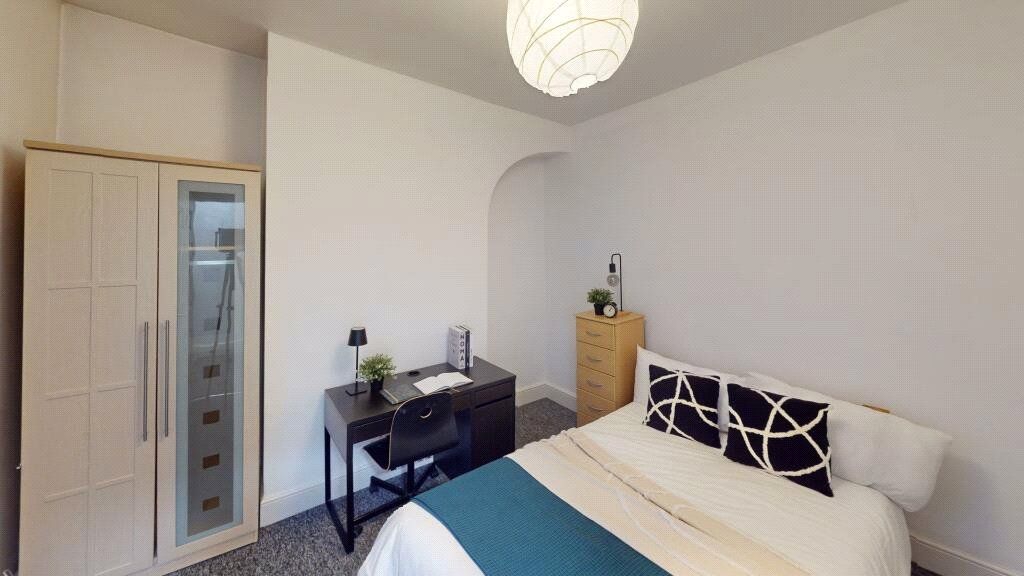 Property photo 3 of 8 Picture No. 02