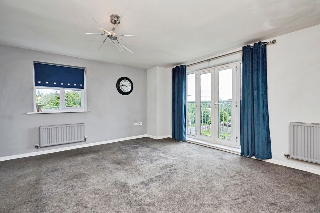 Property photo 2 of 20 Pbox-Img.Jpg