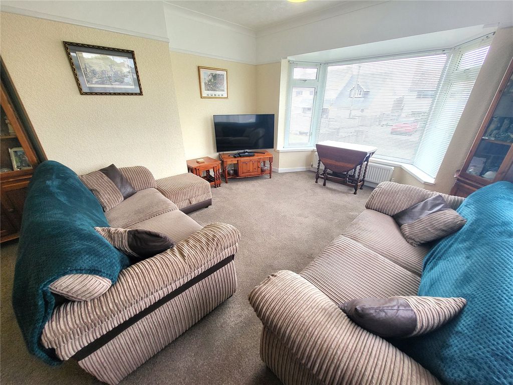Property photo 2 of 25 Picture No. 09