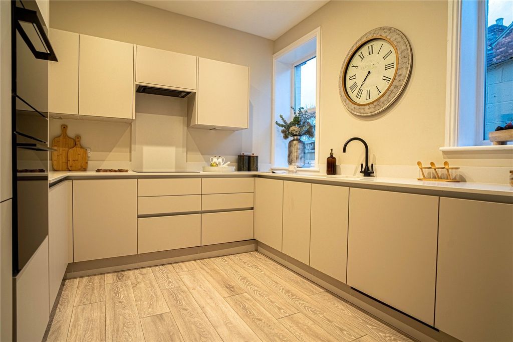 Property photo 3 of 16 Picture No. 03