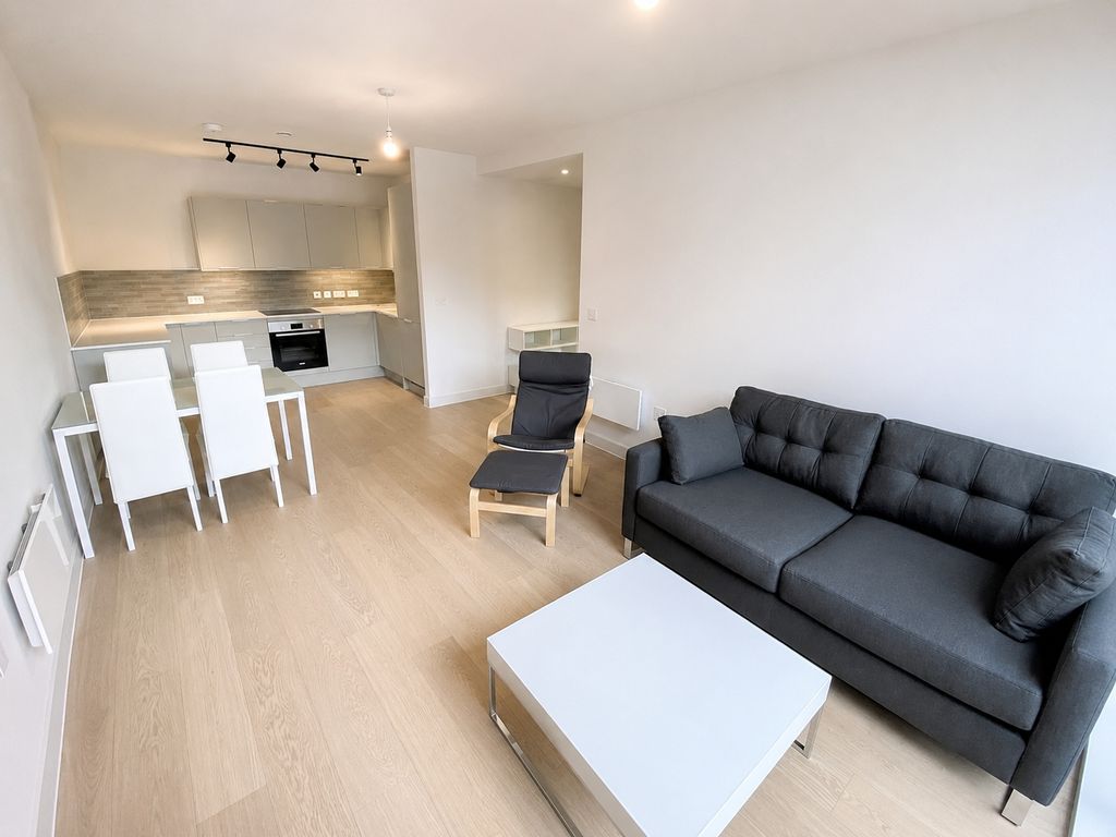 Property photo 3 of 8 Living Dining
