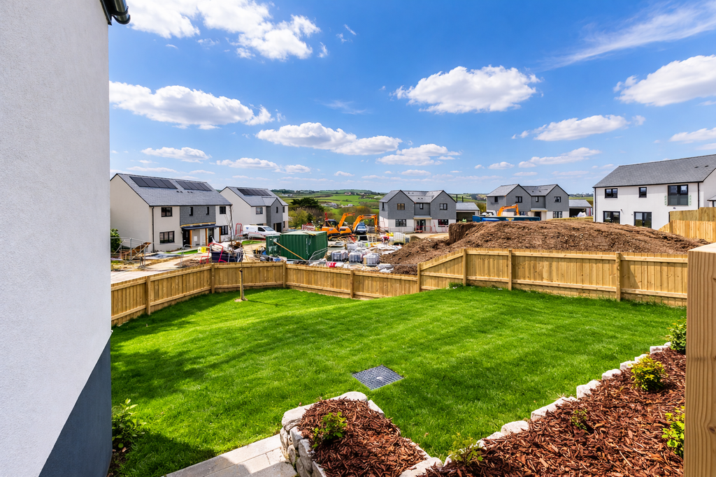 Property photo 2 of 21