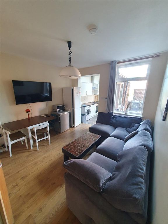 Property photo 2 of 11 Living:Dining Room.Jpg