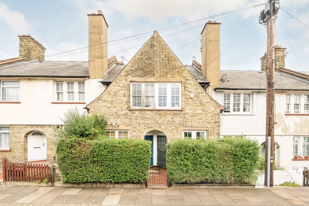 Property photo 1 of 7