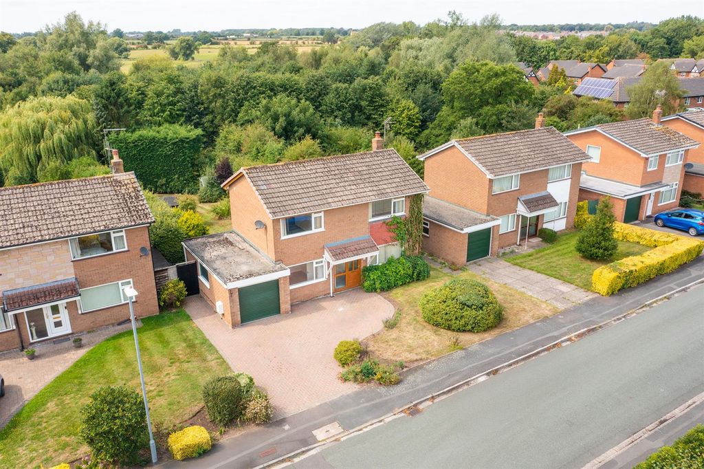 Property photo 1 of 32 16Hellathwen-1.Jpg