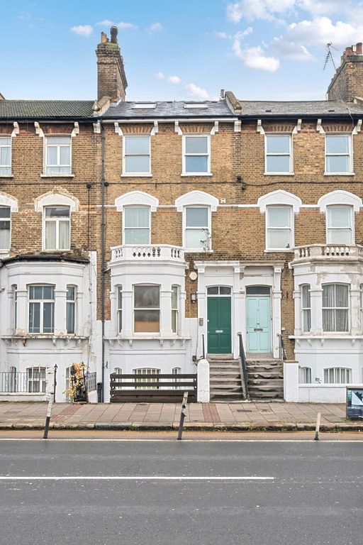 Property photo 3 of 18 Picture No. 17