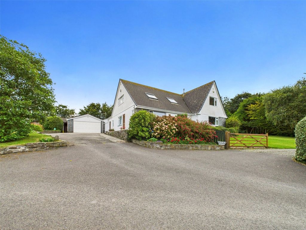 Property photo 2 of 36 Picture No. 27