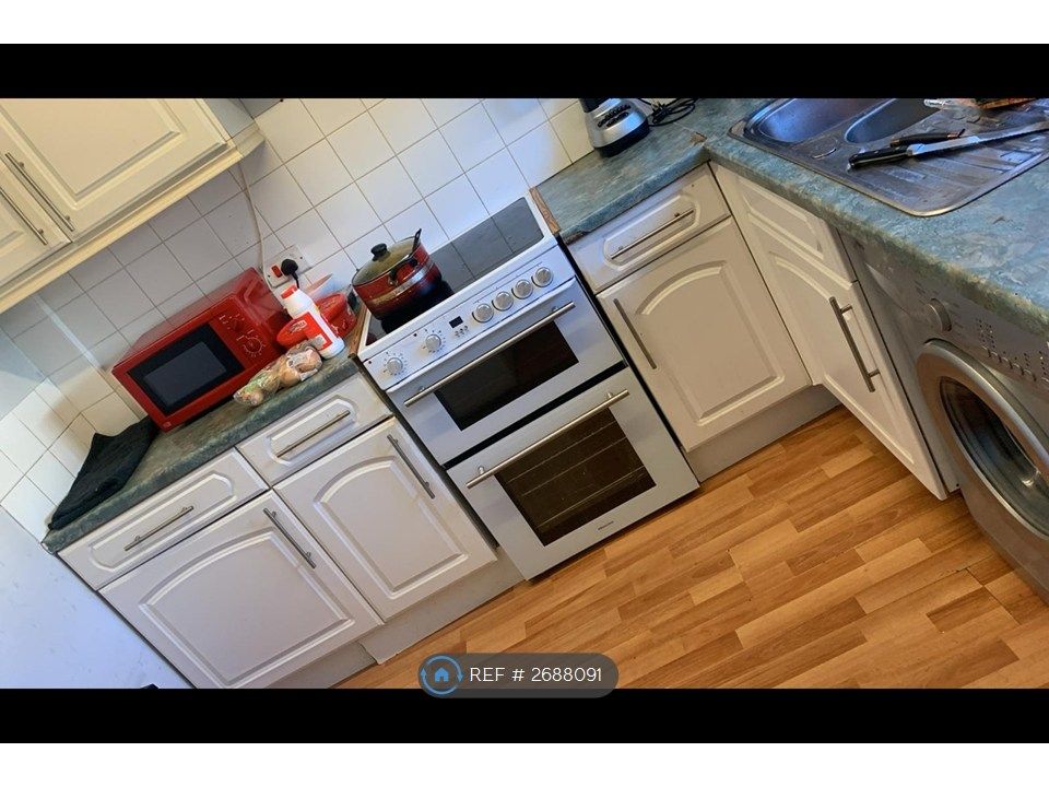 Property photo 2 of 3