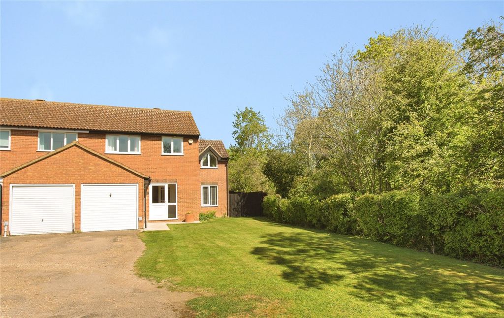 Property photo 2 of 20 Picture No. 24