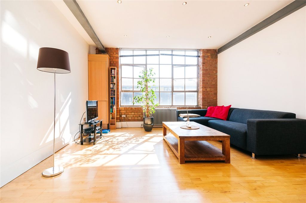 Property photo 1 of 11 Picture No. 23